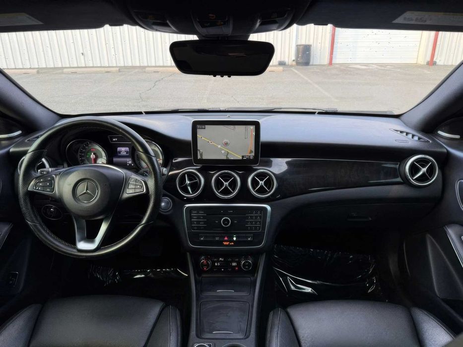 Mercedes-Benz CLA 250      2016