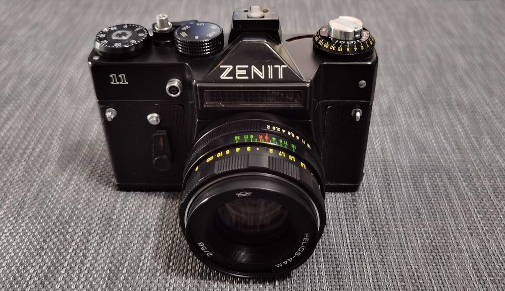 Фотоаппарат Зенит. Zenit 11 + объектив HELIOS-44M