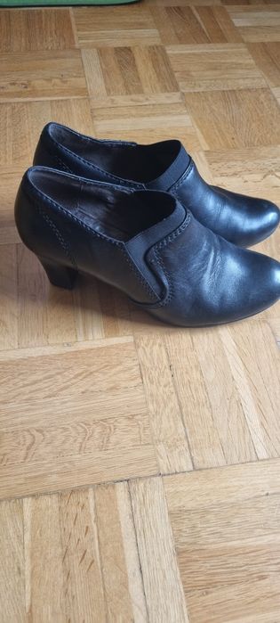 Buty półbuty jesienno wiosenna caprice 37,5 na obcasie