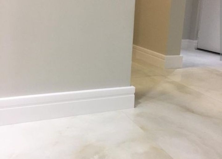 Instalaçao de rodape