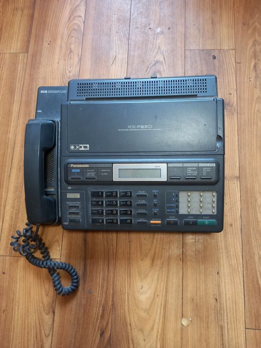 Продам факс.Недорого.