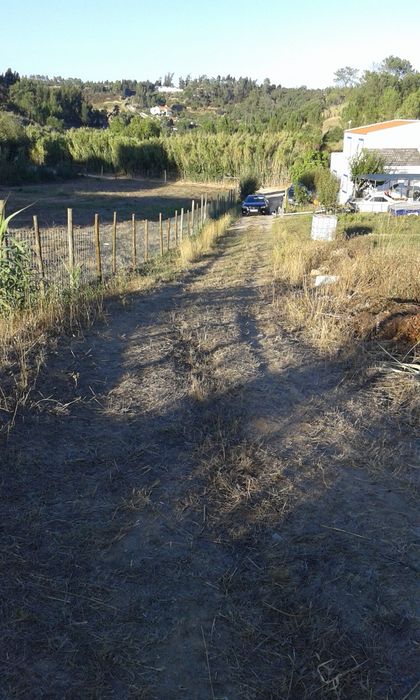 Terreno 7,800 m2  em Azambuja 60.000 €