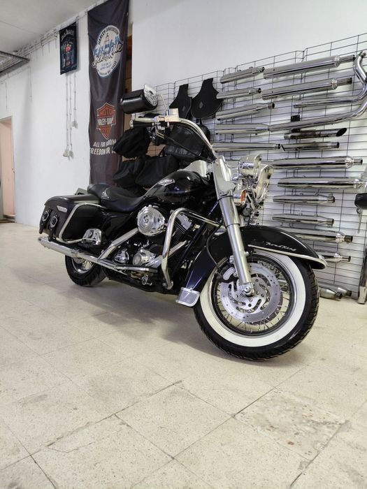 Harley davidson road king classic