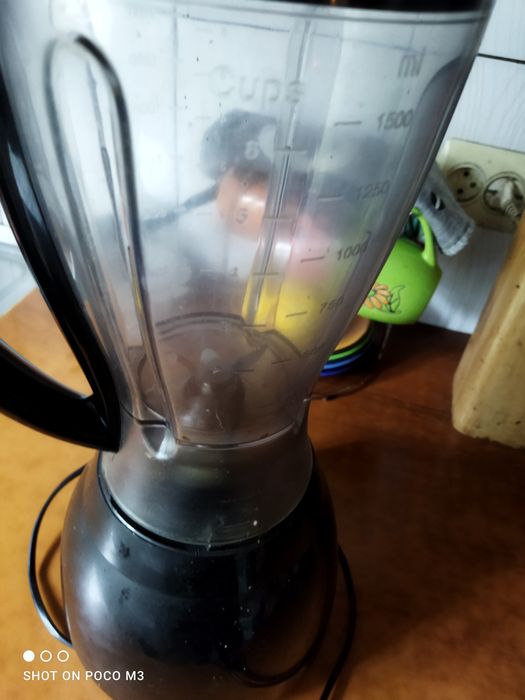 BLENDER Stolowy model TB-5149