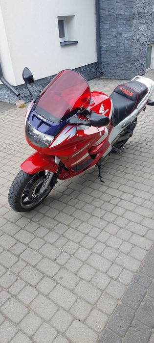 Honda cbr 1000f dual