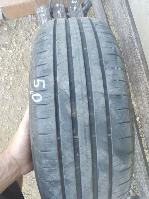 Dwie sztuki opon Goodyear Efficient Grup Performance
