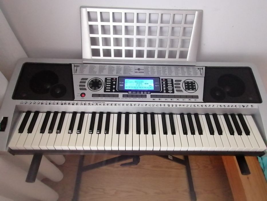 MK-5000 Teclado Portátil Gear4music