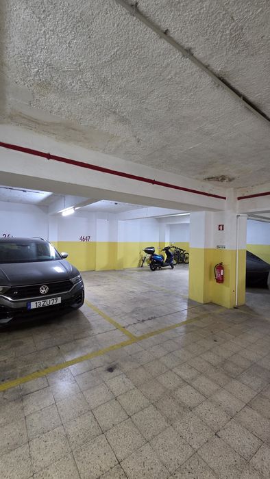 Lugar de garagem para arrendamento – Príncipe Real