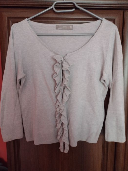 Sweterek narzutka Zara
