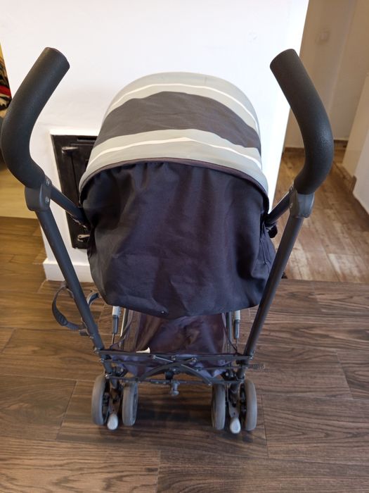 Carrinho de passeio de bebé da Brevi