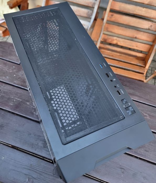 Obudowa komputerowa DarkFlash DK431 Mesh uszkodzona