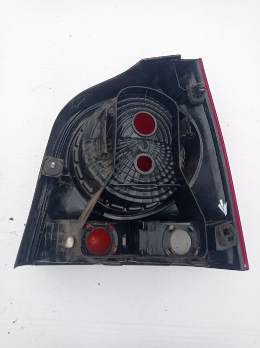 Lampa lewa tylna Volkswagen Polo 9N lift