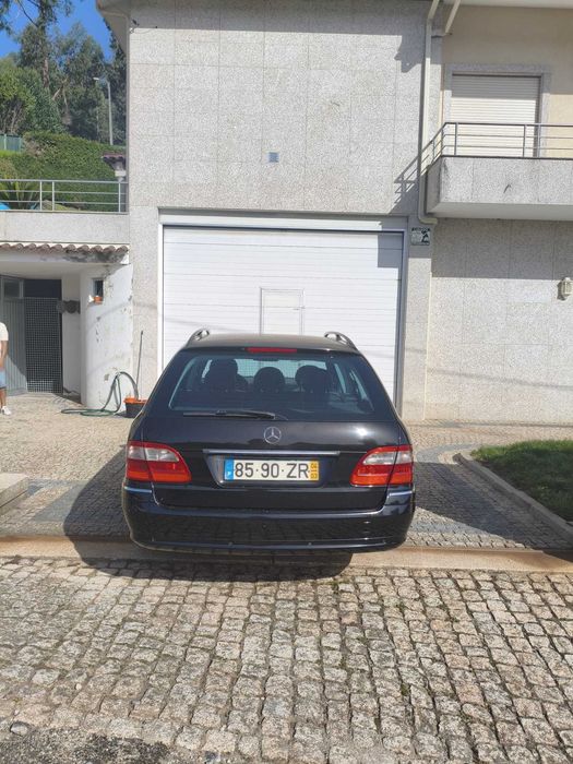 Mercedes-Benz 211K E 270 CDI