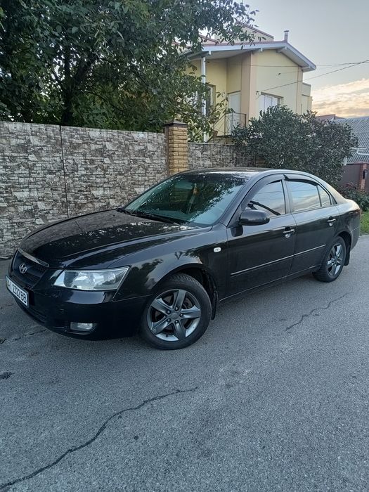 Hyundai Sonata 2.0