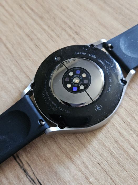 Samsung Galaxy Watch 7,44mm отличное состояние.