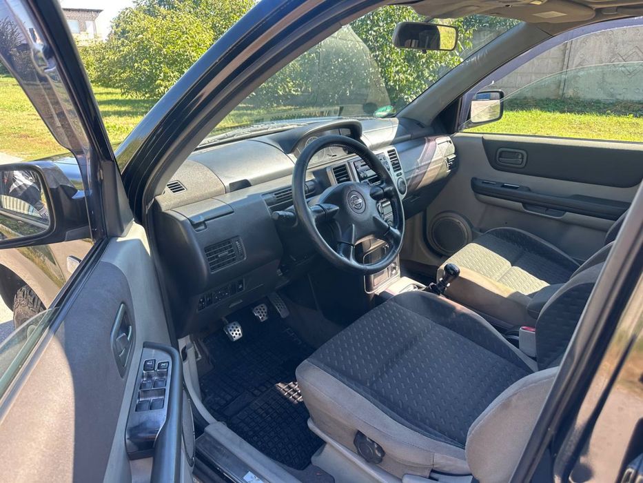 Nissan X-Trail 2003 року 2.2 дизель