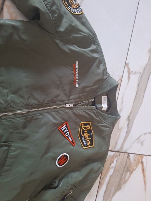 H&M 146/152 kurtka lekko ocieplona