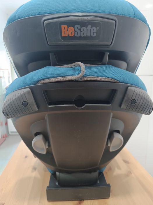 Cadeira Auto BeSafe iZi Up X3 (Grupo 2/3 - 15 a 36kg)