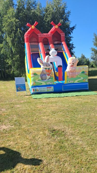 Dmuchaniec, dmuchana zjezdzalnia