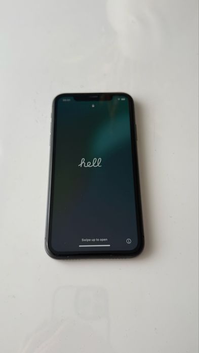 Iphone 11 в хорошому стані