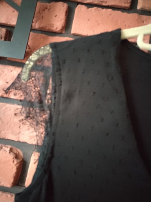 Fajna bluzka Mohito XS-M czarna