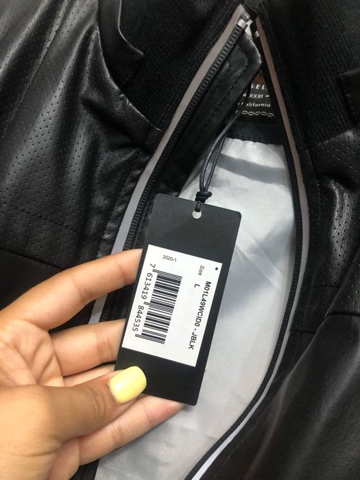 Kurtka GUESS czarna L skóra ekologiczna NOWA metka