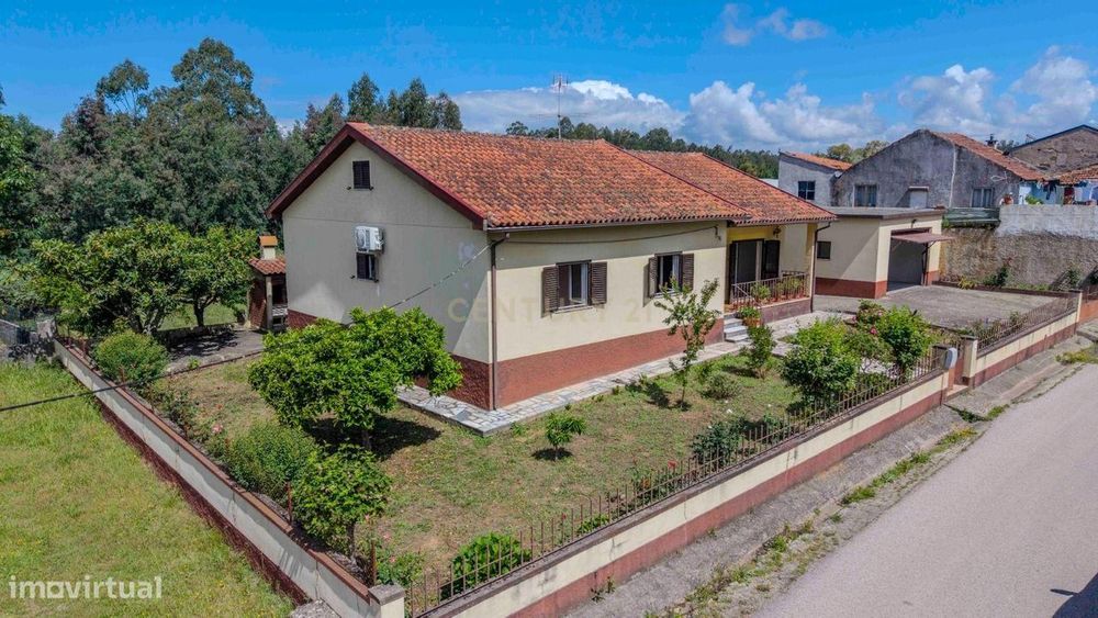 Moradia Térrea T4 com Lote de 1100m² – Conforto, Espaço e Natureza