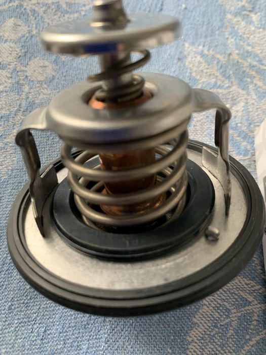 Термостат Nissan Navara