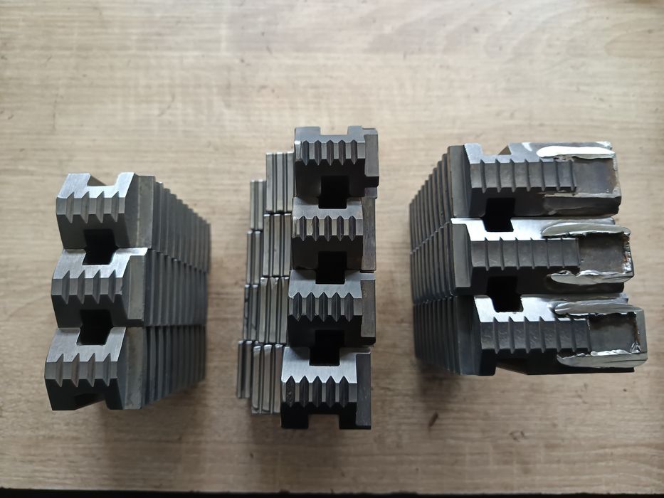 Uchwyt  315 skok 10 szerokość 32 mm
