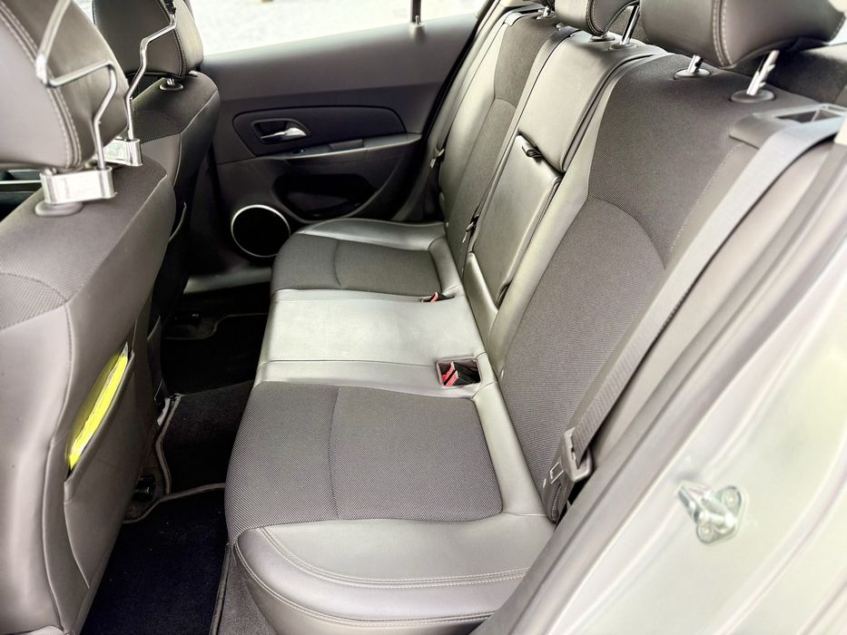 Продам идеальный Cruze от 1 хозяина не крашеная