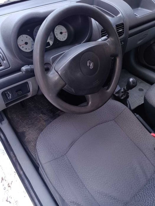 Суперекономне РеноClioSimbol ll 1.4 газ 2008