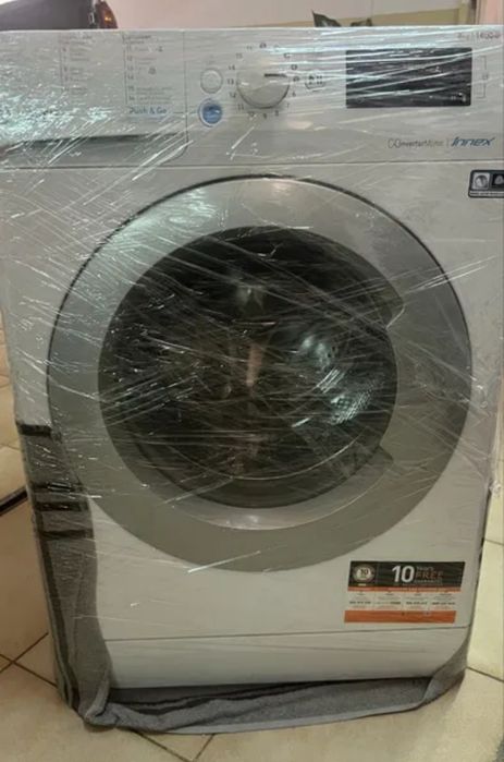 Máquina de Lavar Roupa INDESIT BWE 101496X