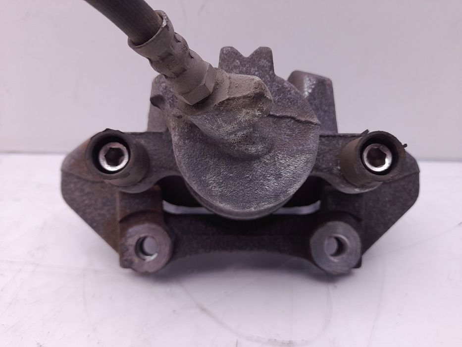 Pinça travão / maxila de travão frente esquerda RENAULT Clio IV (BH_)