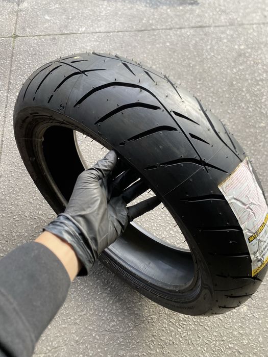 Pneus de Mota 170/60/18 Dunlop RoadSmart IV (NOVO)