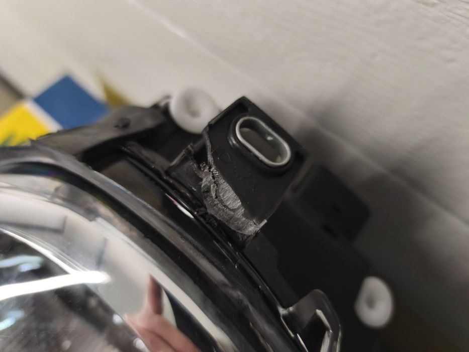 VW Lupo reflektor prawy przód Magneti Marelli