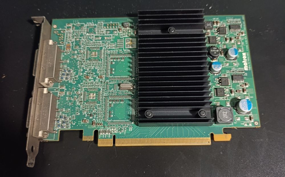 Karta graficzna Matrox M9128 LP PCIe x16 | 2x DisplayPort | Pasywna