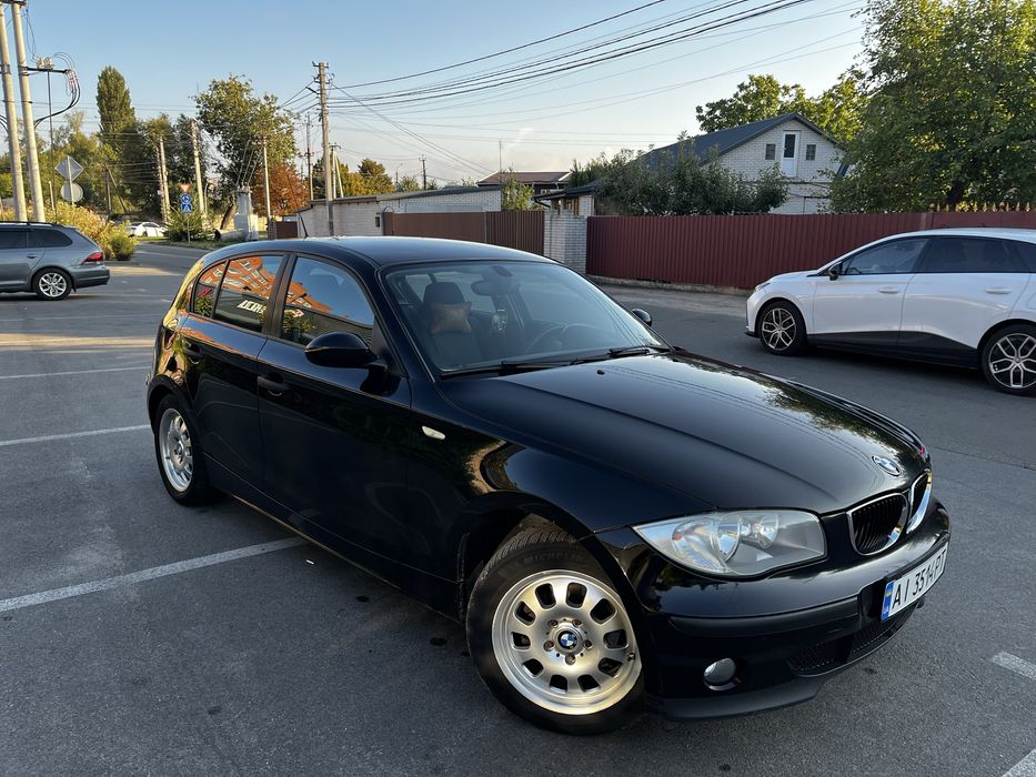 Продам BMW 1 series