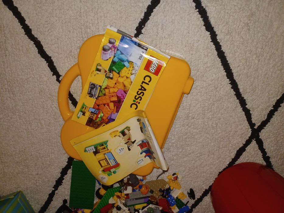 Legos variados (Lego Classic - blocos pequenos) 4+