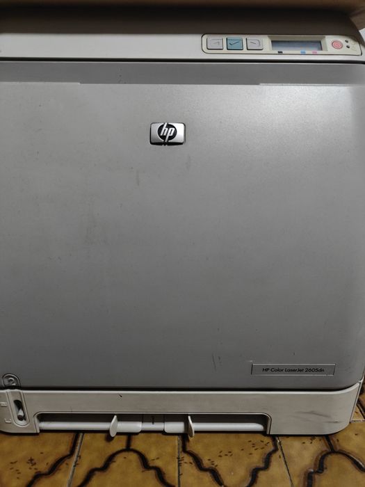 Impressora HP LaserJet 2605dn