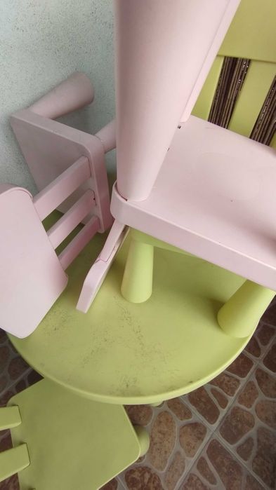Stolik i 4 krzesła IKEA Mammut