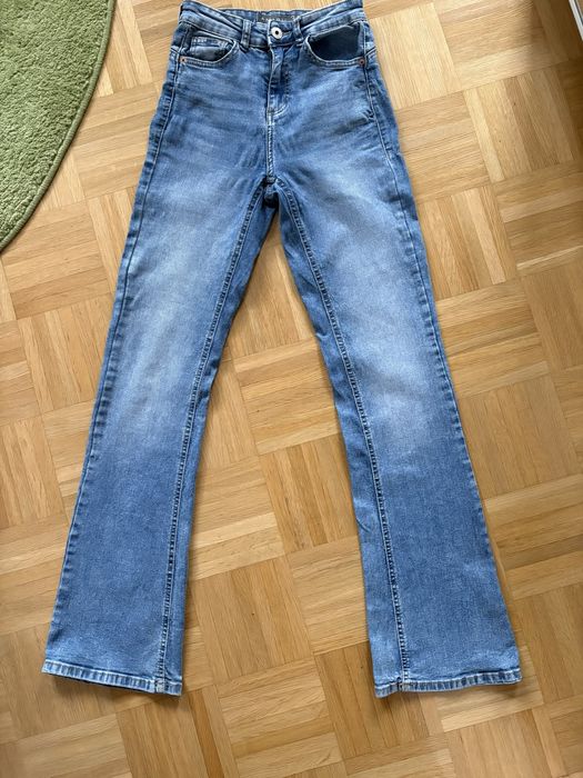 Jeansy dzwony New Yorker