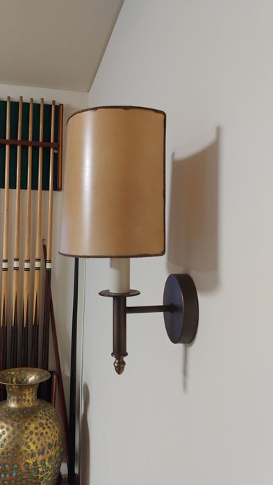 Two Wall Sconces64552122283265120