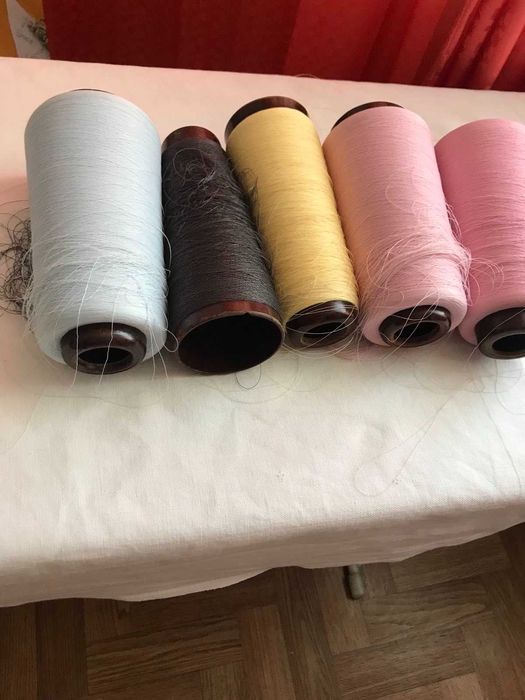 продам шелковые нитки в фабричных бабинах