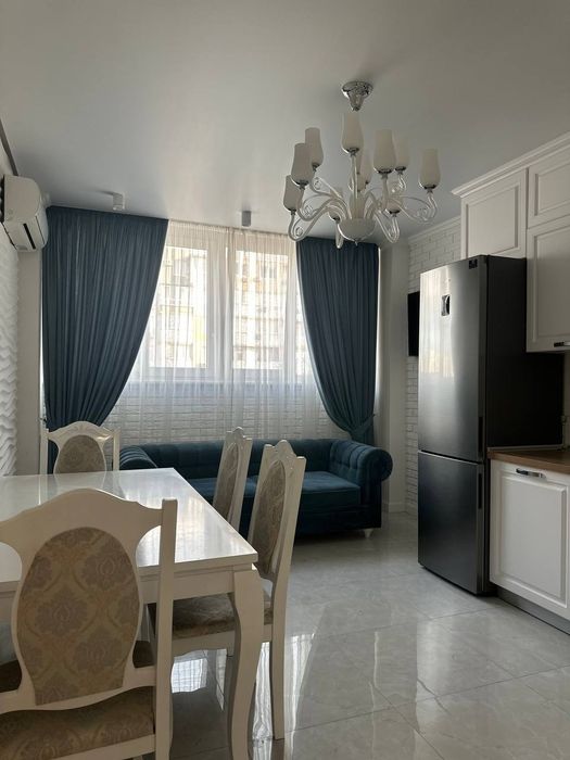 2-комнатная квартира в ЖК Радужный, дорогой ремонт, єВідновлення