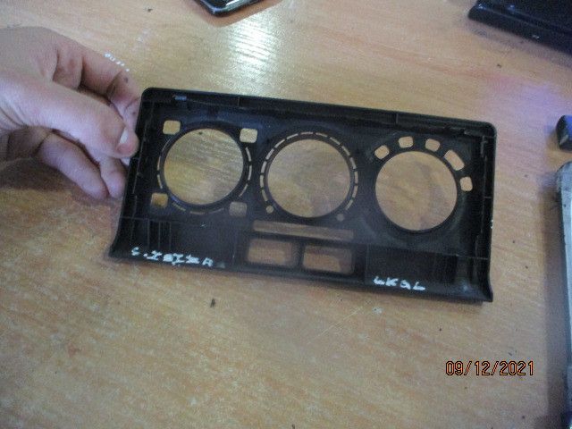 Moldura da consola central / rádio / aro SEAT Cordoba (6K1, 6K2)