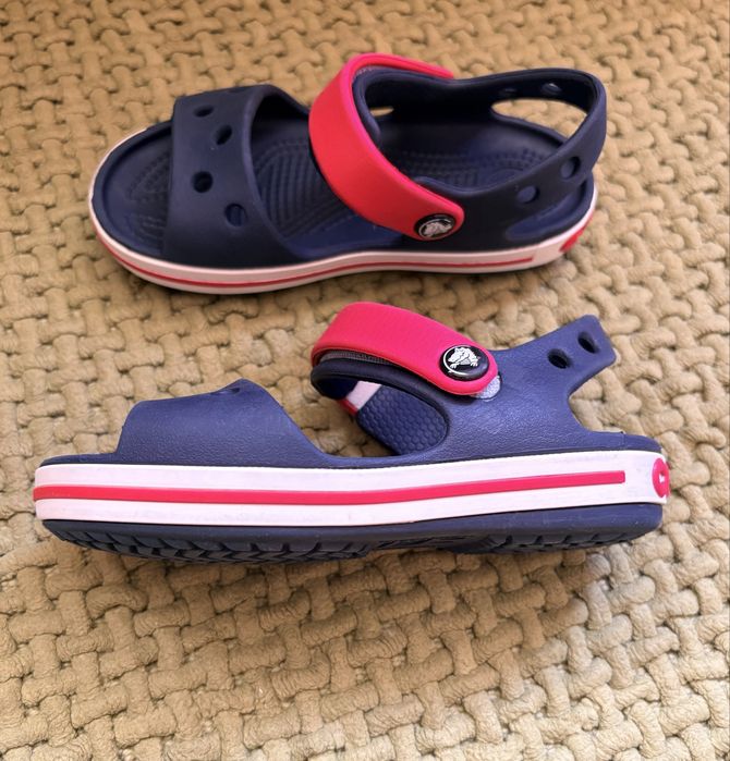 Босоніжки crocs c9