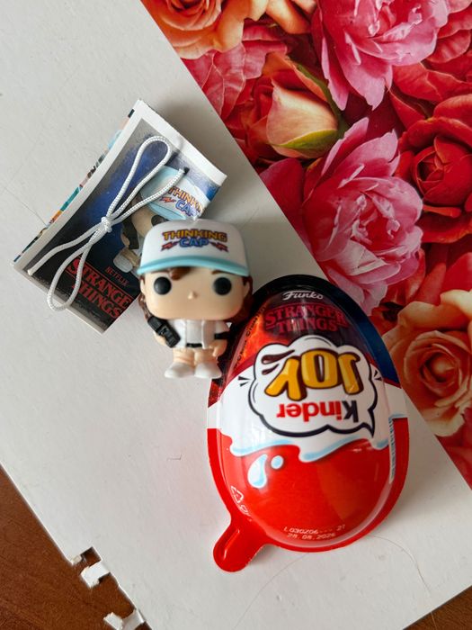 Stranger Things /Дивні Дива Kinder Joy Дастін