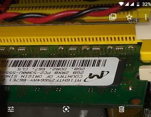 Computador ASUS sem disco nem monitor