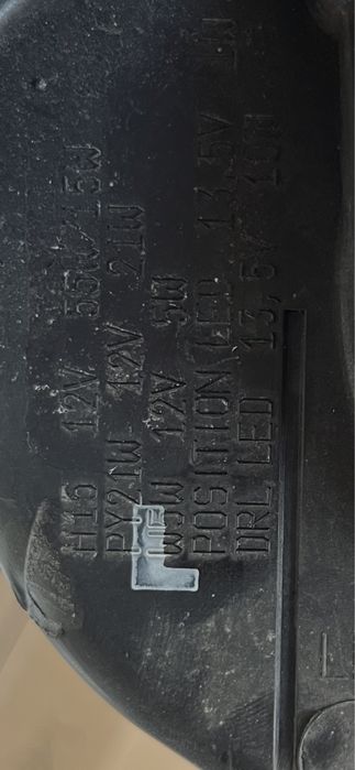 Farol ford fiesta 2016