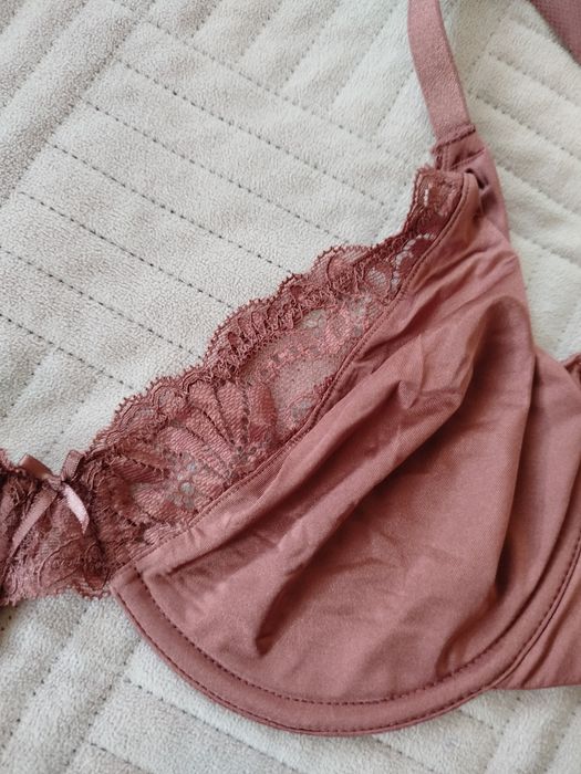 Biustonosz stanik miękki